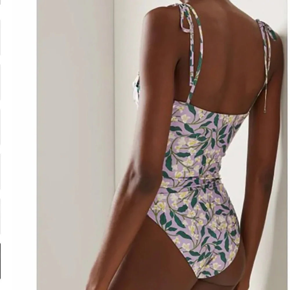 Agua by Agua Bendita Ebano Dos Gardenias Lila One Piece Swimsuit L